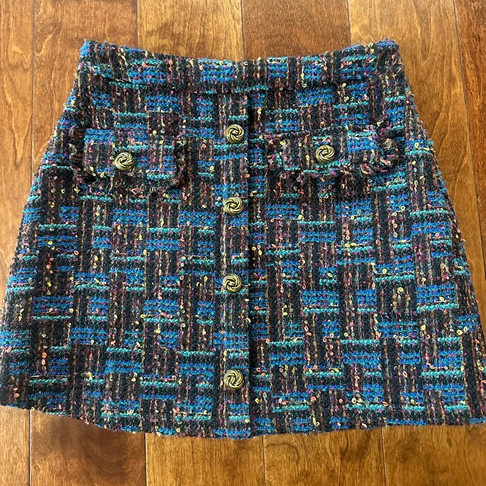 GUC Tweed colorful mini skirt size small